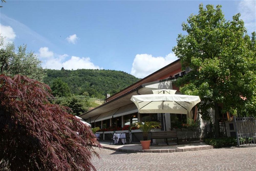 Hotel Ristorante La Rosina 마로스티카 외부 사진
