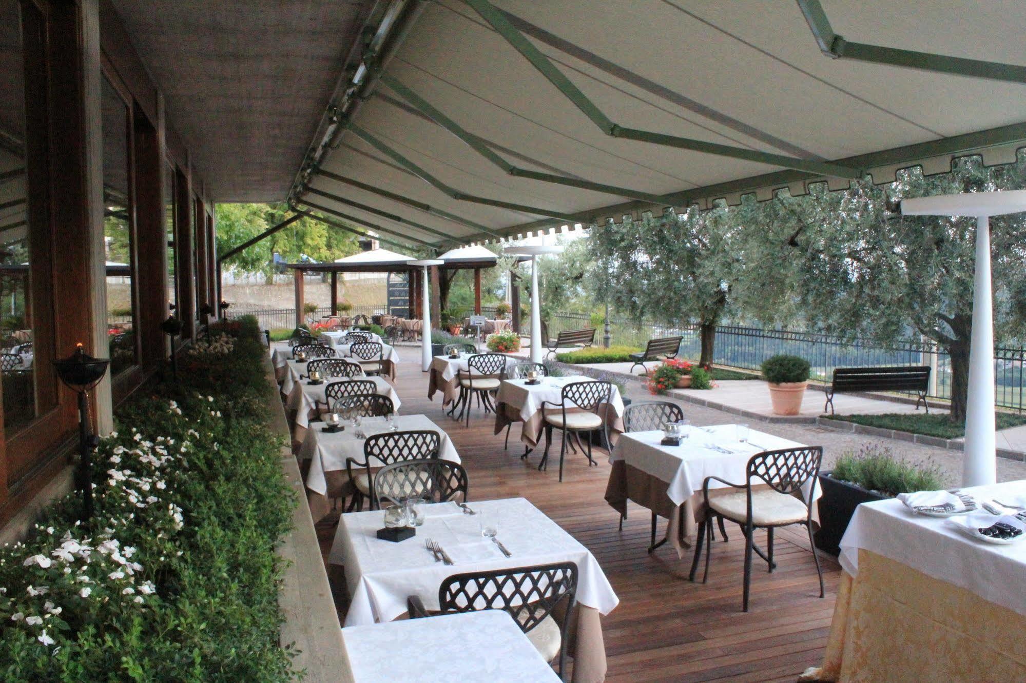Hotel Ristorante La Rosina 마로스티카 외부 사진